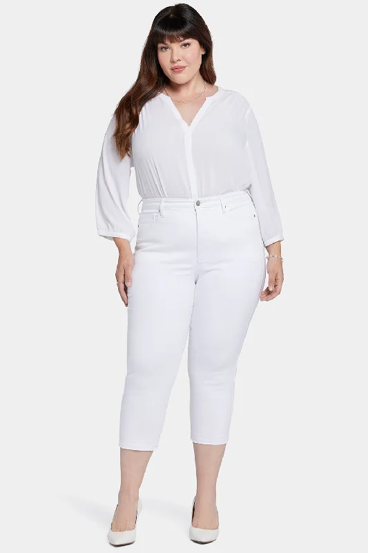 Chloe Capri Jeans In Plus Size - Optic White